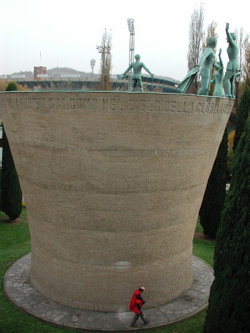 Monumento ai caduti della  Certosa di Bologna 02